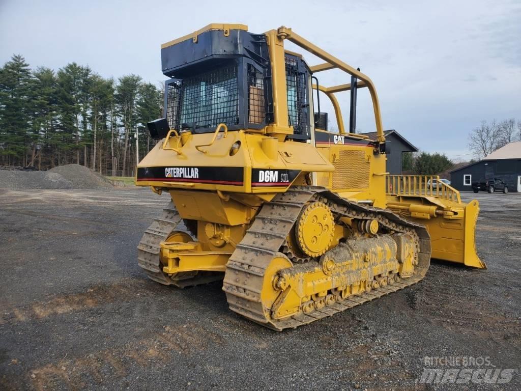 CAT D 6 M XL Dozere Beltegående