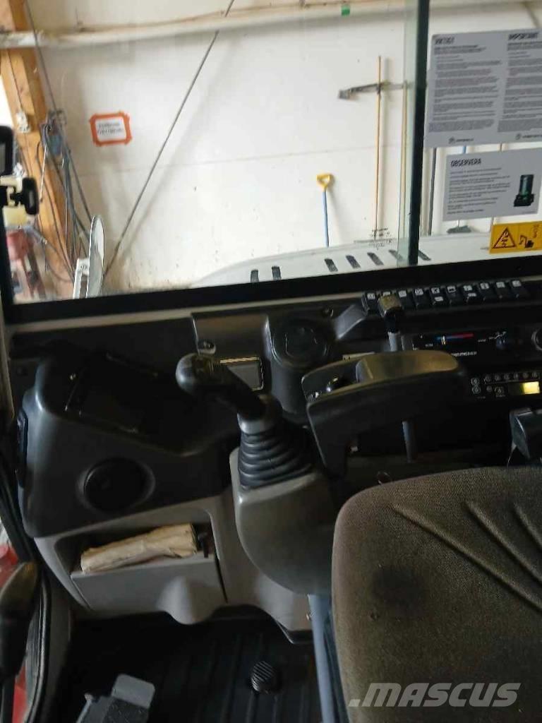 Takeuchi TB 260 Minigravere <7t