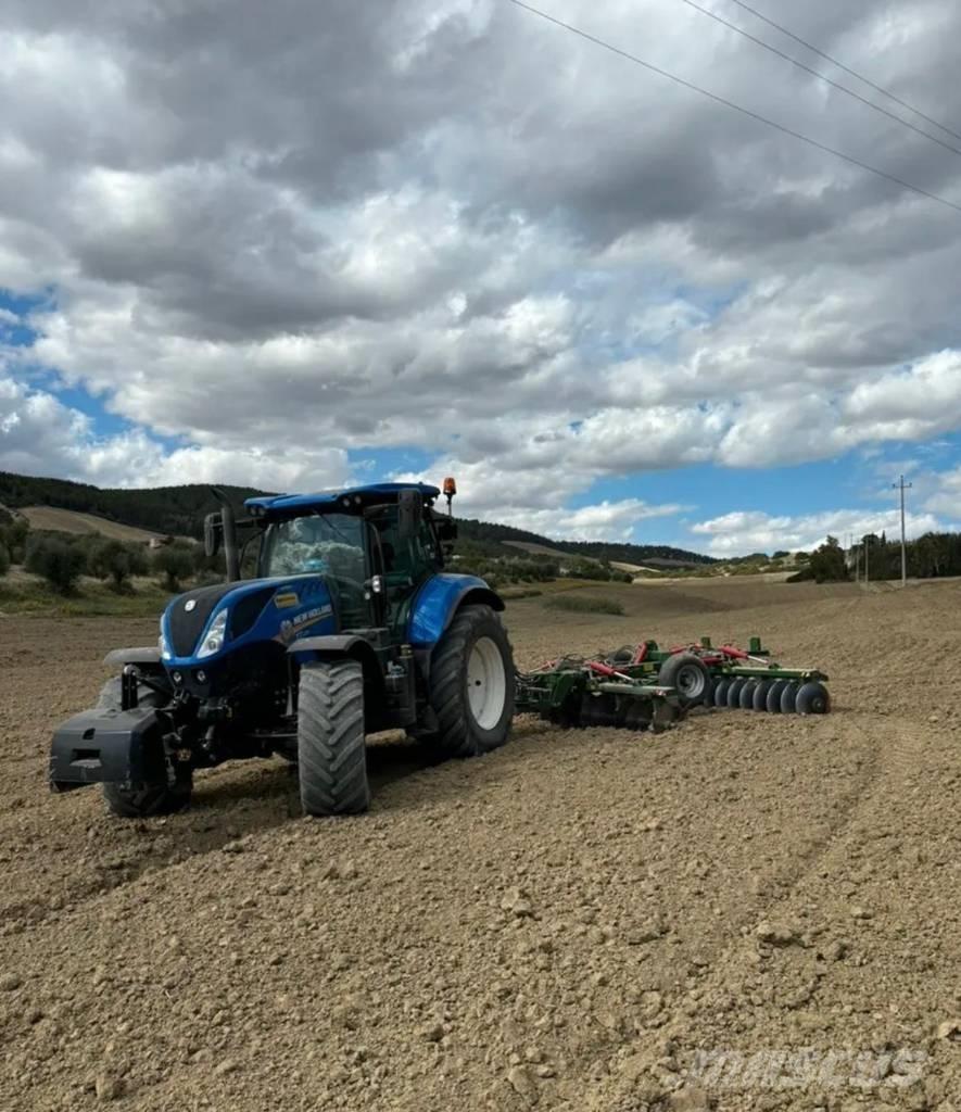 New Holland T 7.225 Traktorer