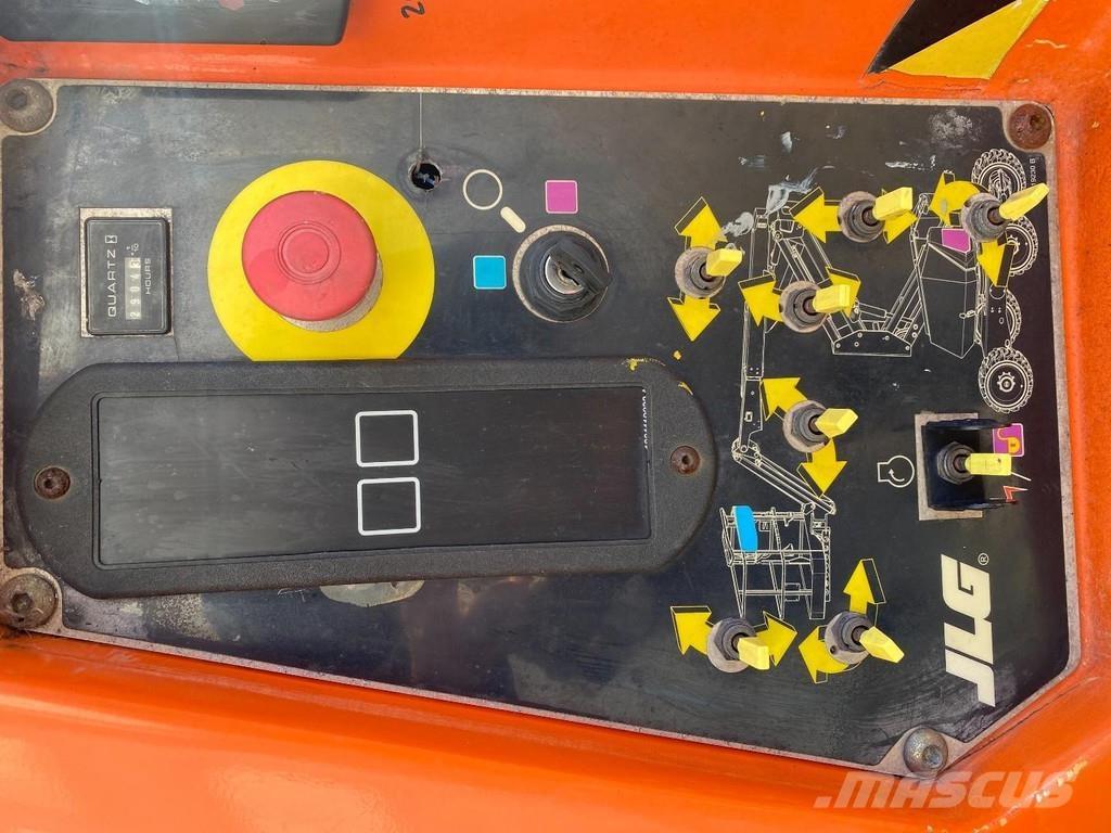 JLG 340AJ Leddede bomlifter