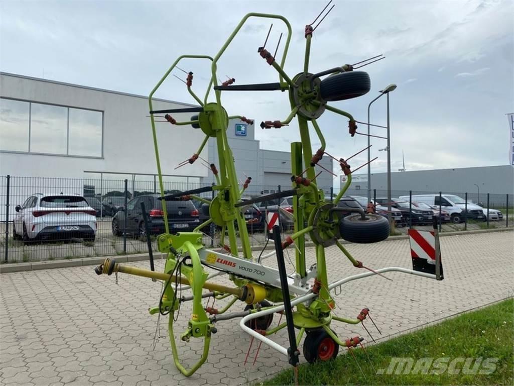 CLAAS VOLTO 700 Raker og høyvendere