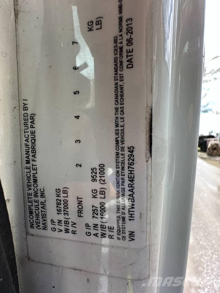 International 7300 Bilmontert lift