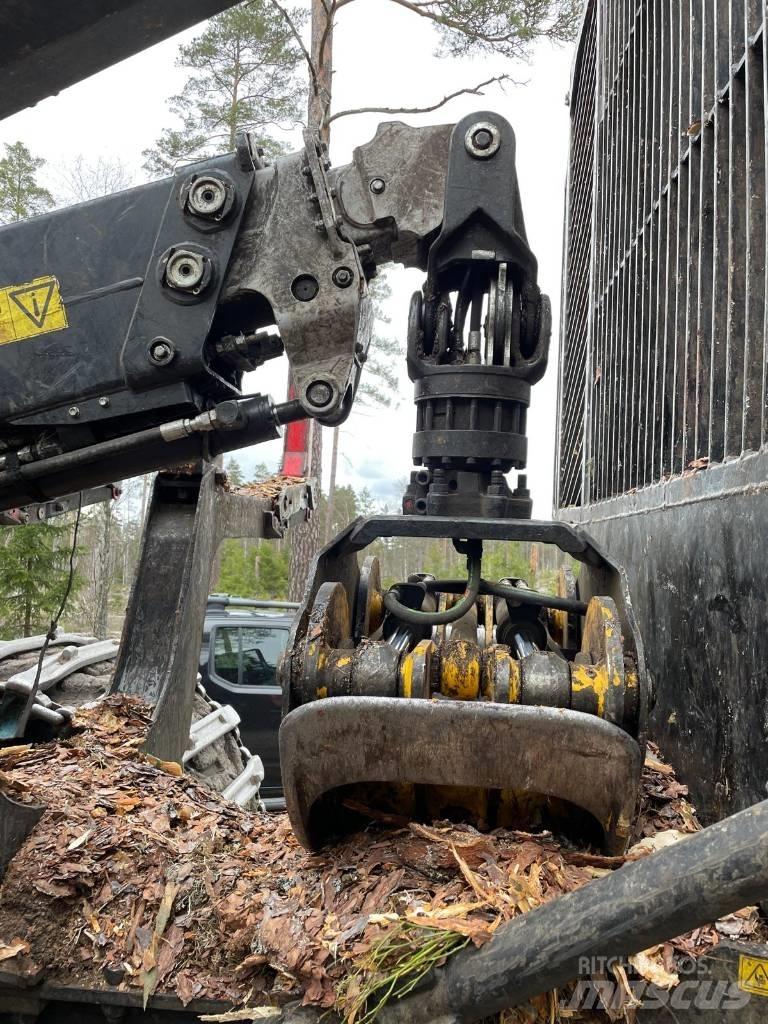 Komatsu 895 Lassbærere