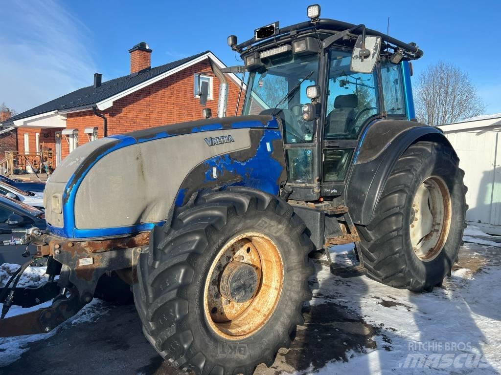 Valtra T 160 Traktorer