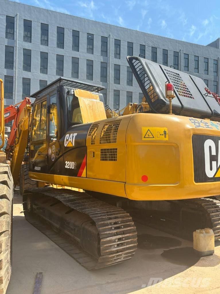 CAT 320D Beltegraver
