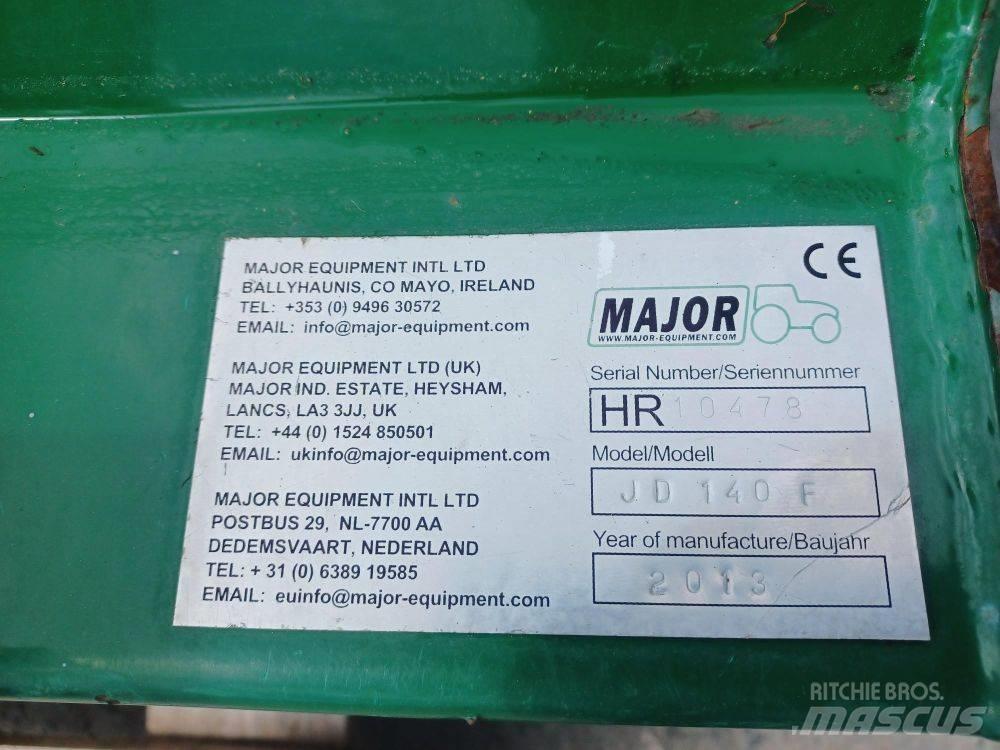 Major JD 140F Slåmaskiner