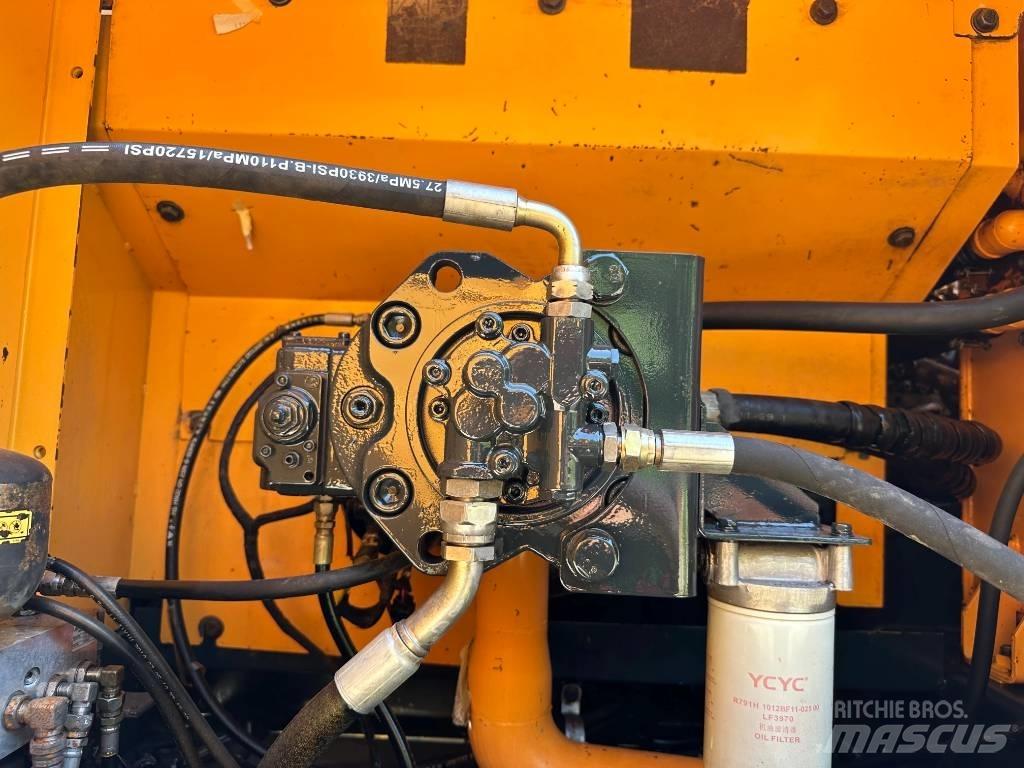 Hyundai R305LC-9s Beltegraver