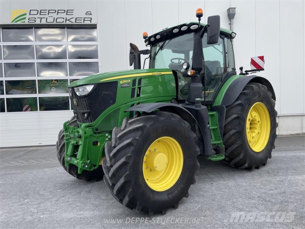 John Deere 6250R Traktorer