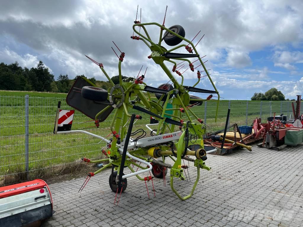 CLAAS Volto 800 Raker og høyvendere