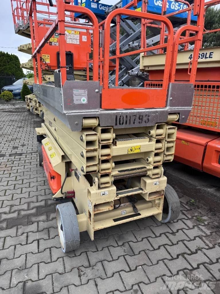 JLG 3246 ES Sakselifter
