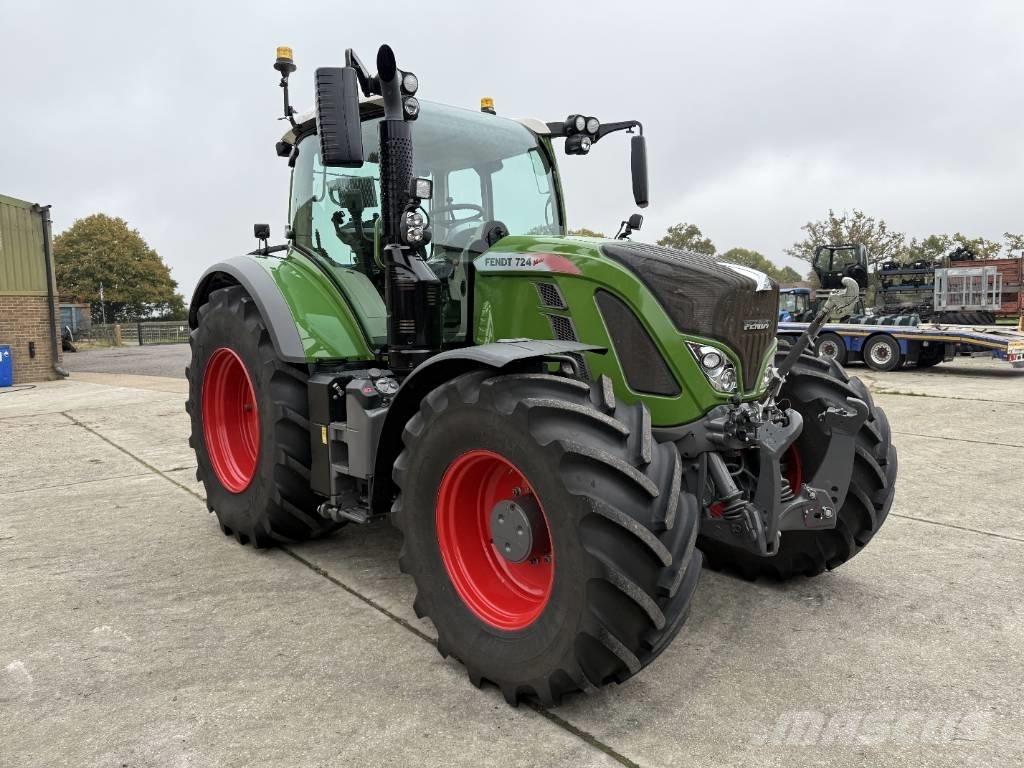 Fendt 724 Profi Plus Traktorer
