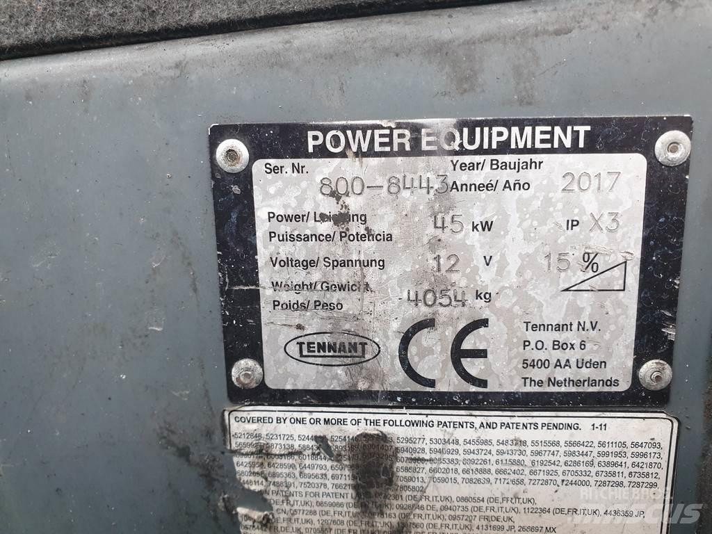 Tennant 800 Feiemaskiner