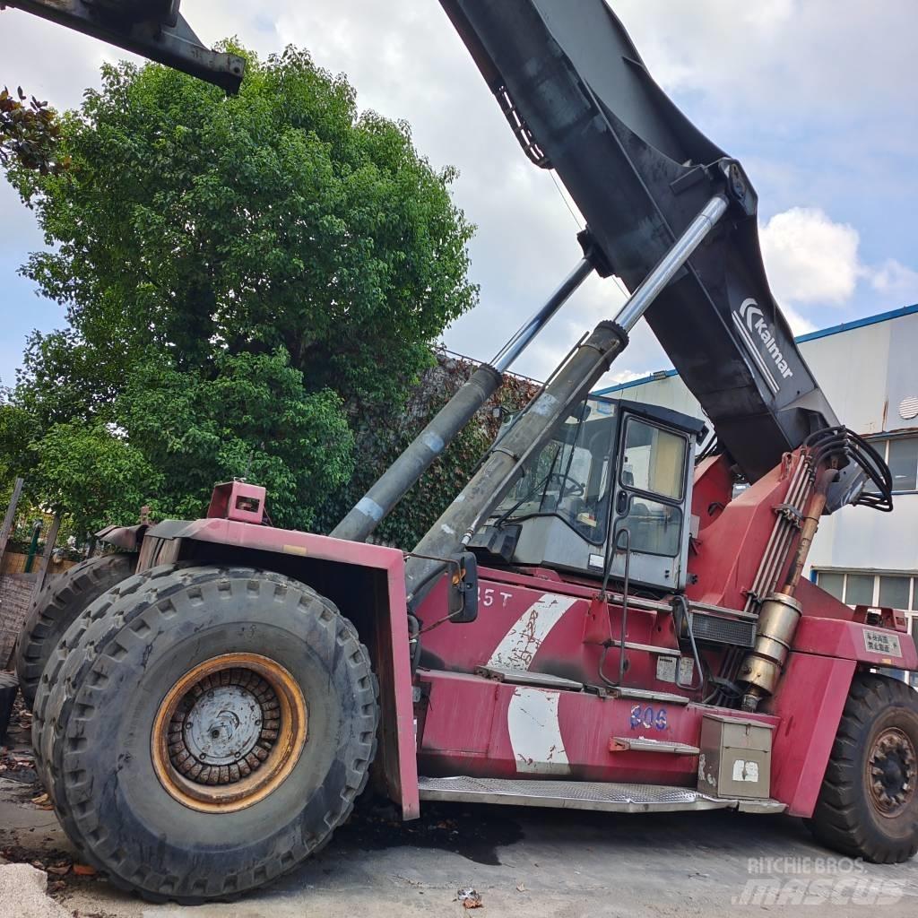 Kalmar DRF450 Reachstackere