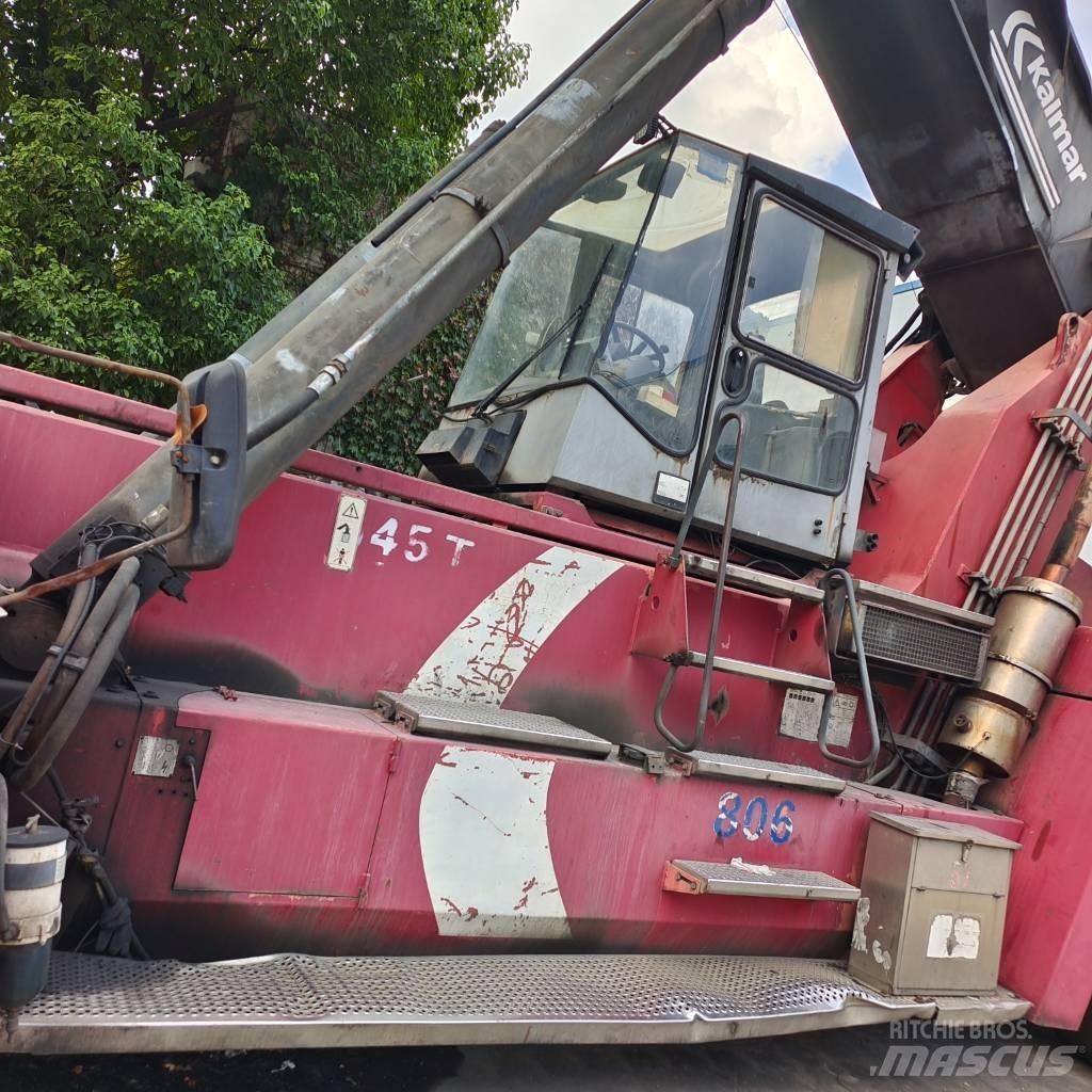 Kalmar DRF450 Reachstackere