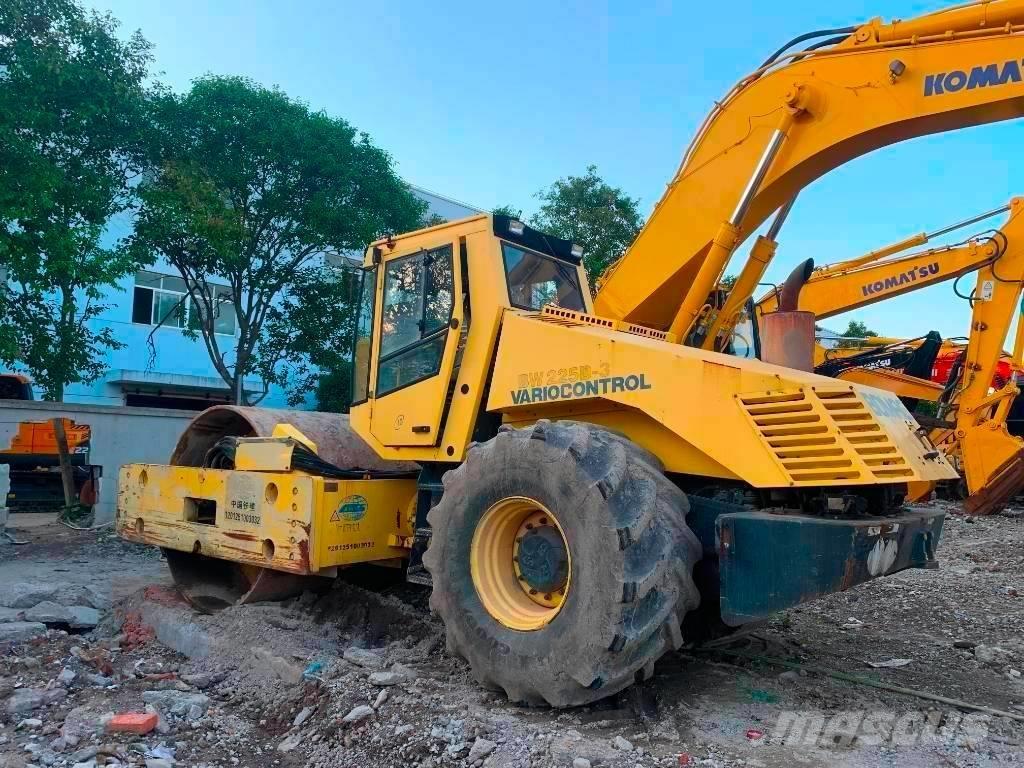 Bomag BW 225 D-3 Tandem Valser