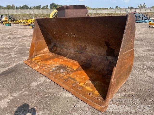 Volvo L 220 E BUCKET Skuffer