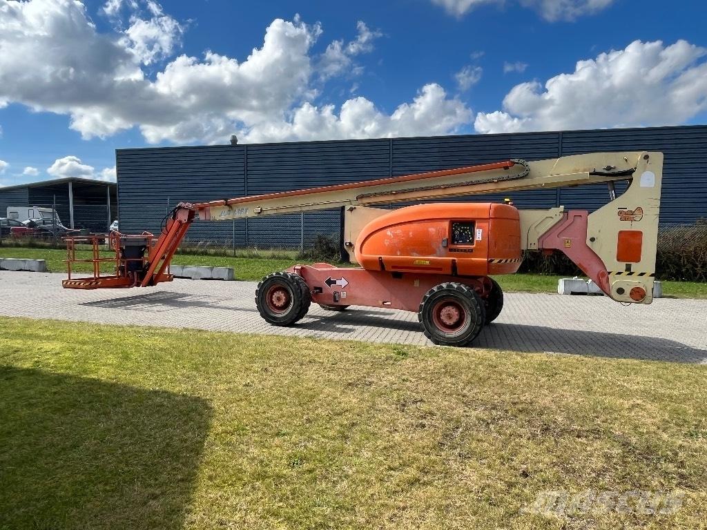 JLG 800 AJ Leddede bomlifter