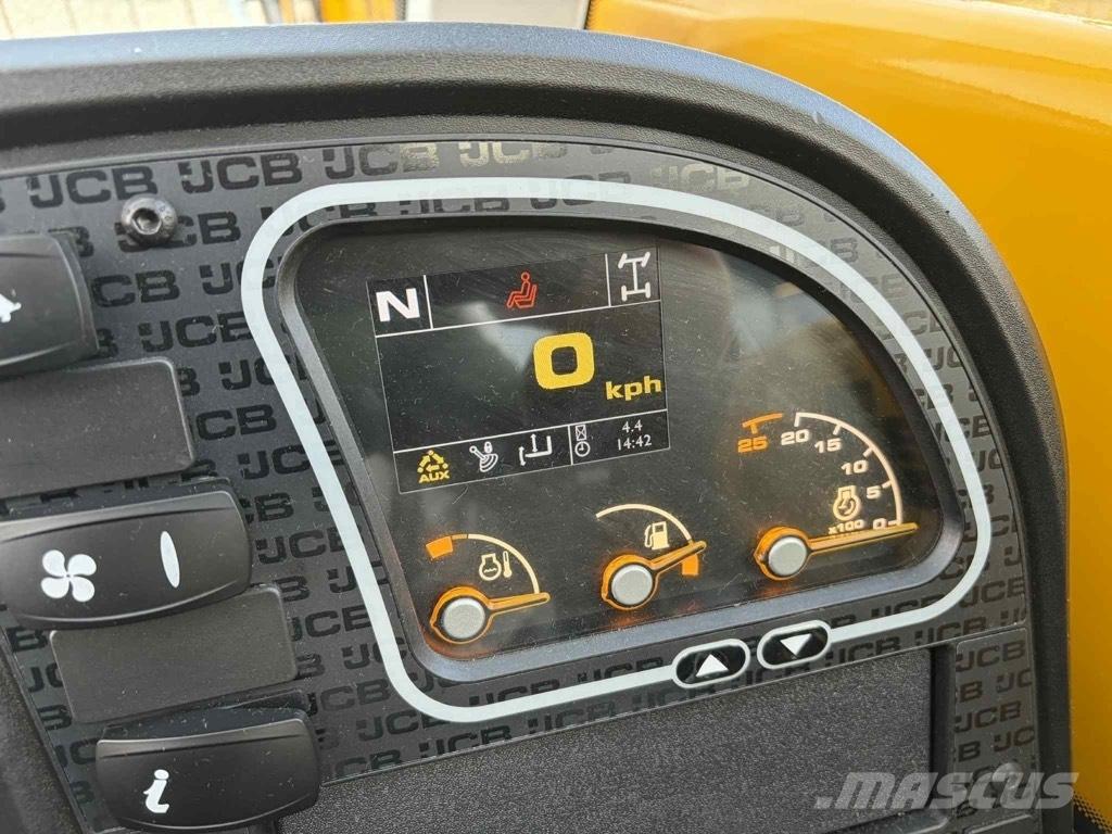 JCB 525-60 Hi-Viz Teleskoplastere