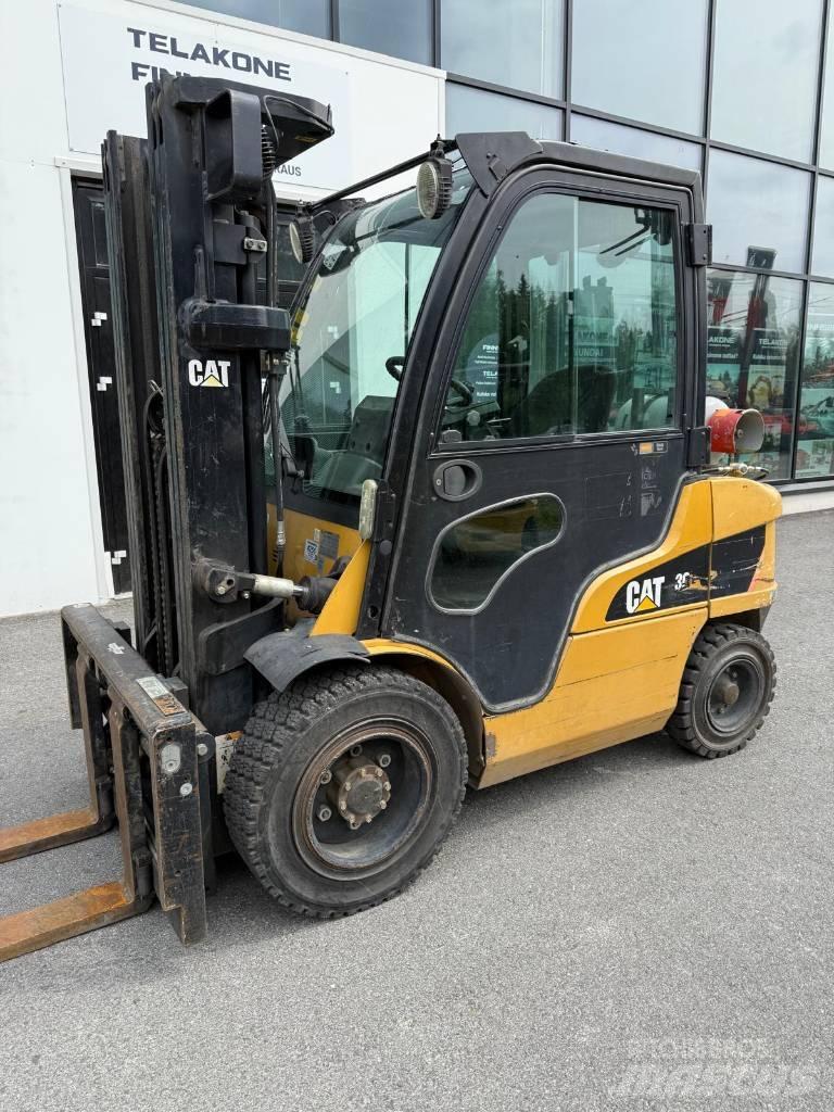 CAT GP 30 N Propan trucker