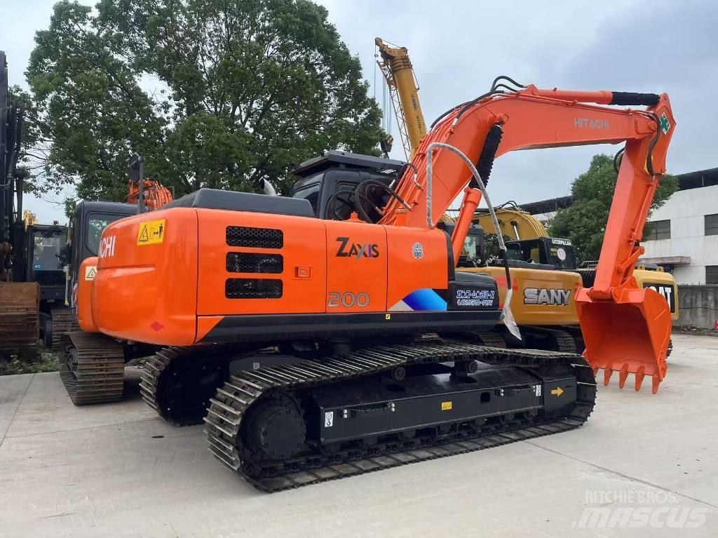 Hitachi ZX 200 Beltegraver
