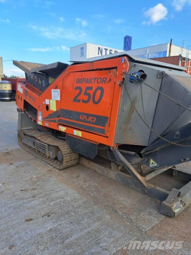 Arjes 250 Impaktor Avfallsknusere