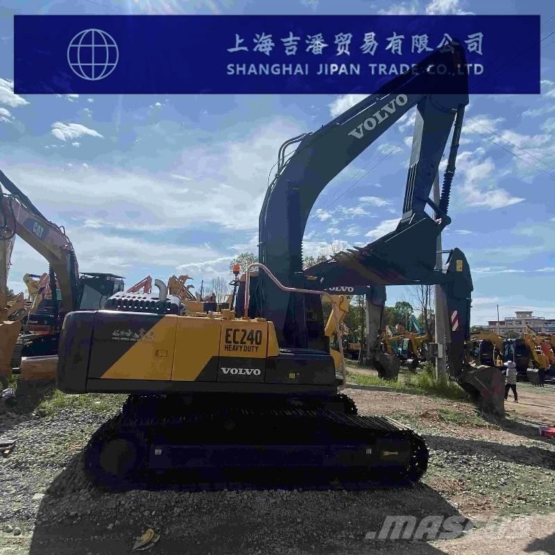 Volvo EC 240 Beltegraver