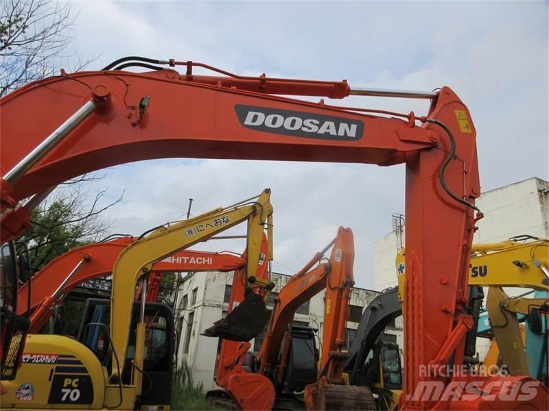 Doosan DX 300 LC Beltegraver