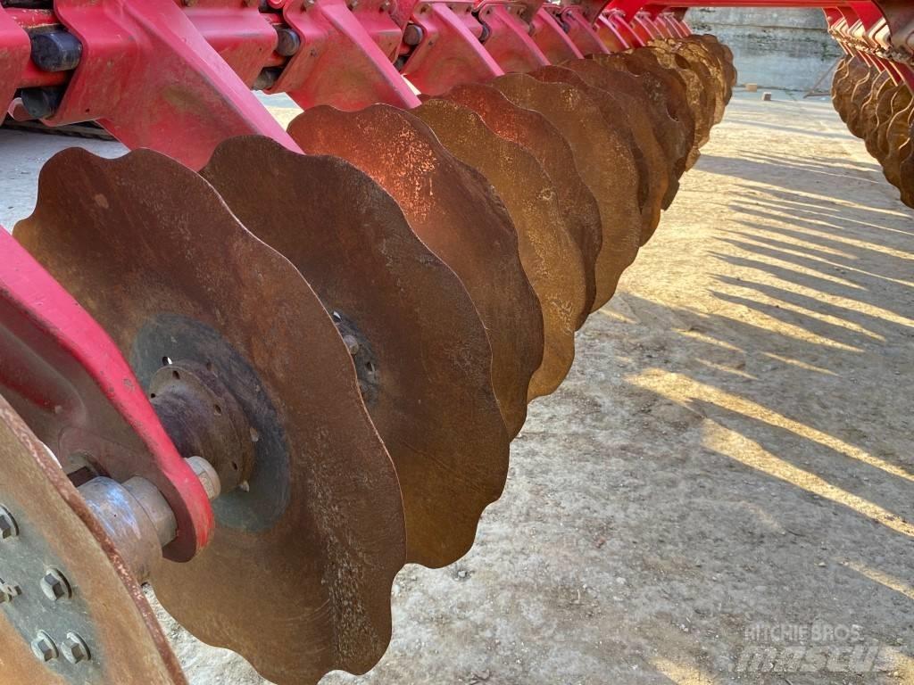 Horsch Joker 8 HD Skålharver