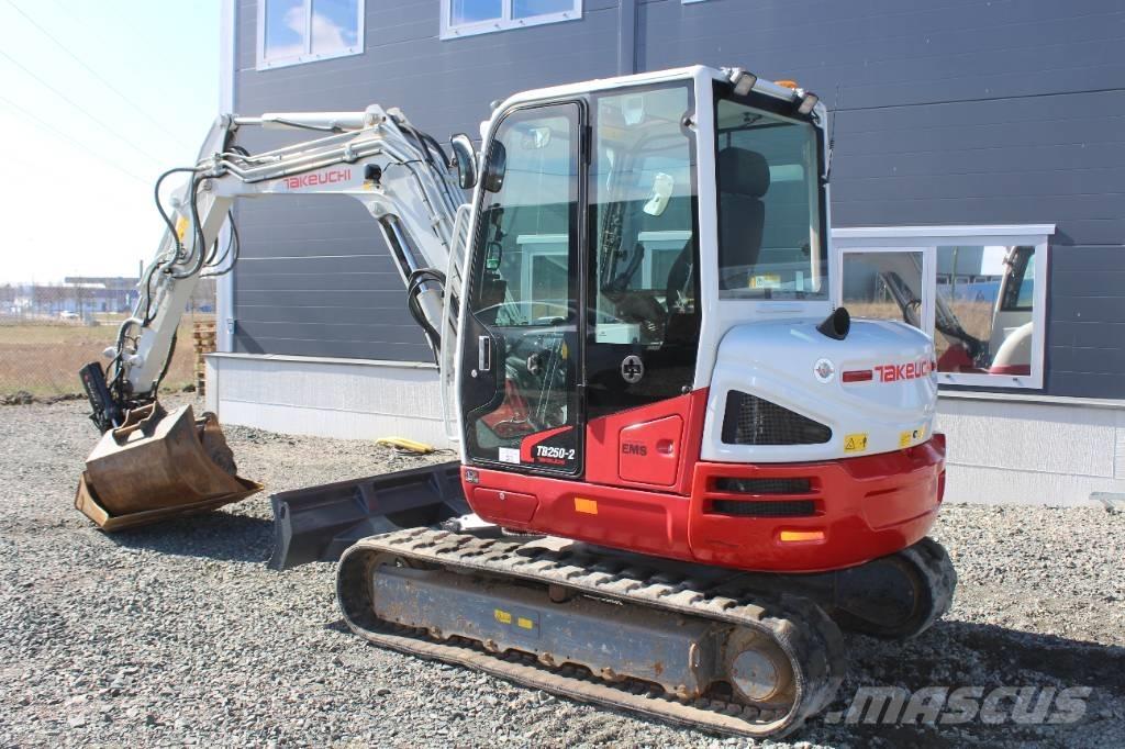 Takeuchi TB 250 Minigravere <7t