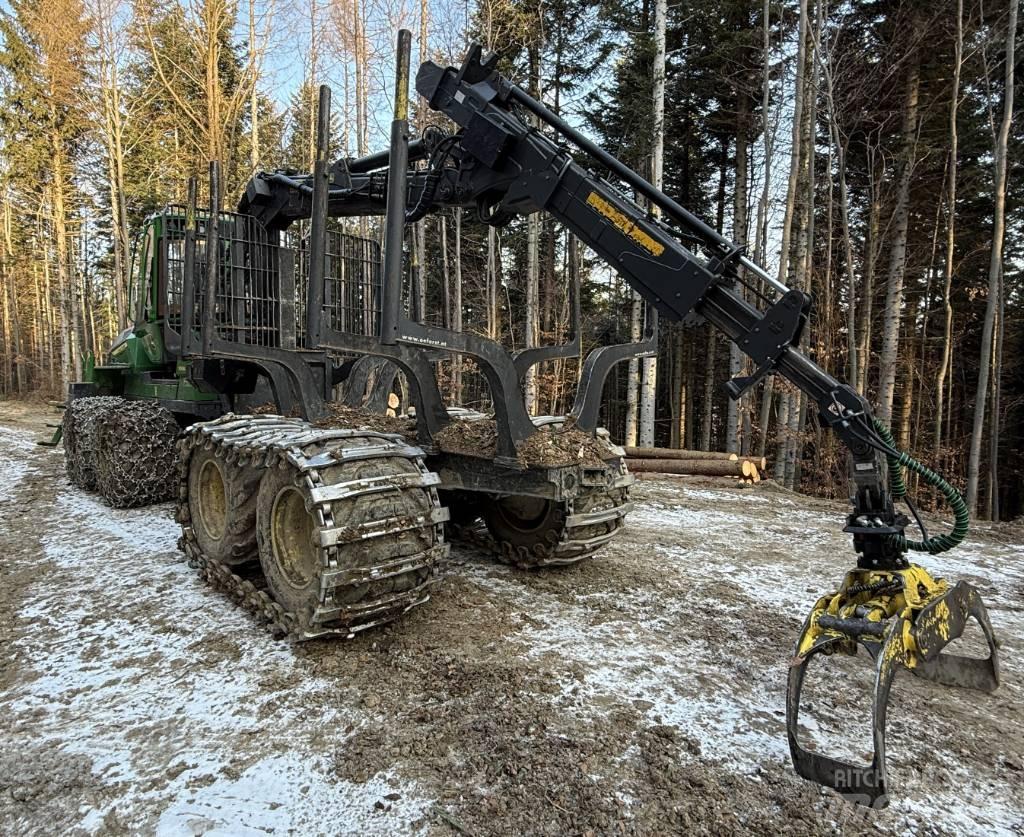 John Deere 1010G Lassbærere