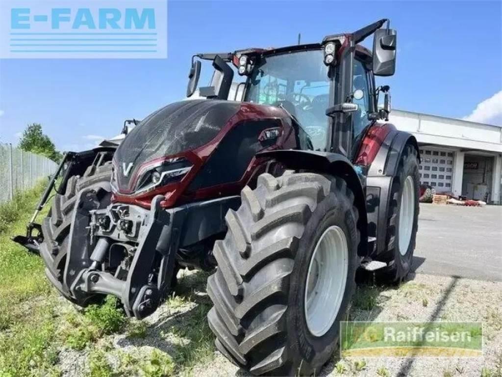 Valtra q305 Traktorer