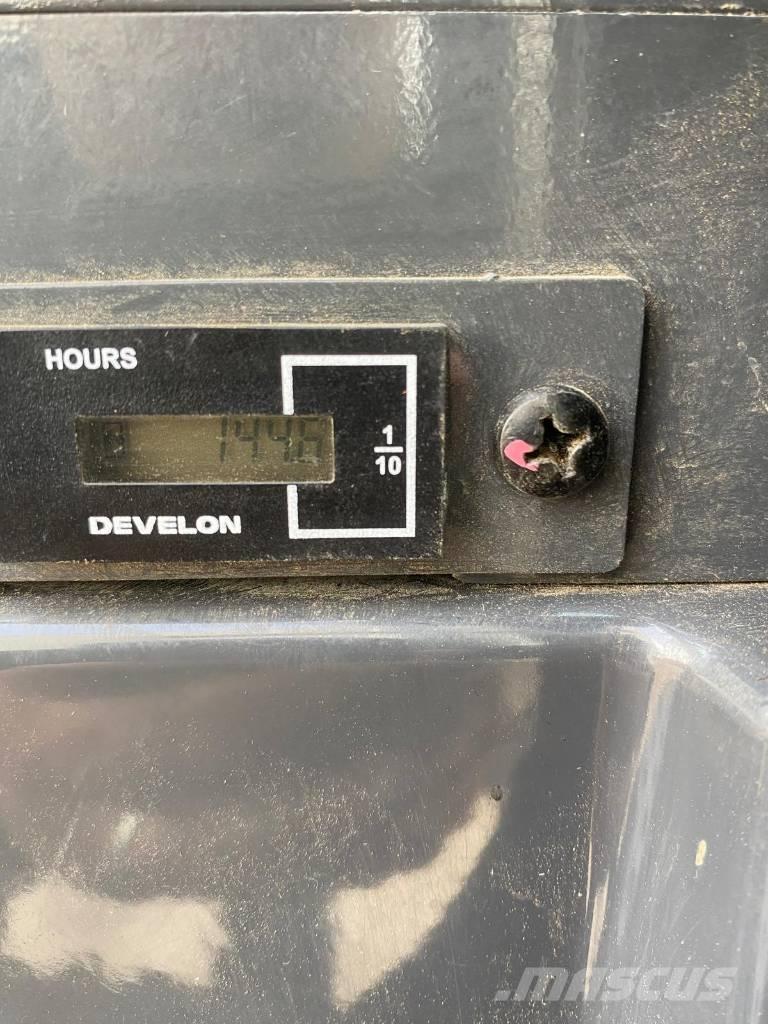 Develon DX 27 Z-7 Minigravere <7t