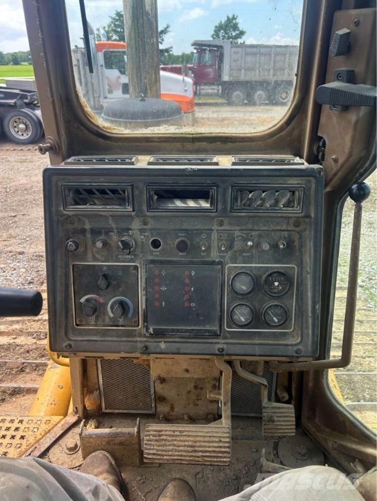 CAT D 5 H XL Dozere Beltegående