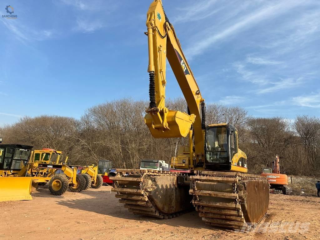 CAT 320CL Amfibiske Gravemaskiner