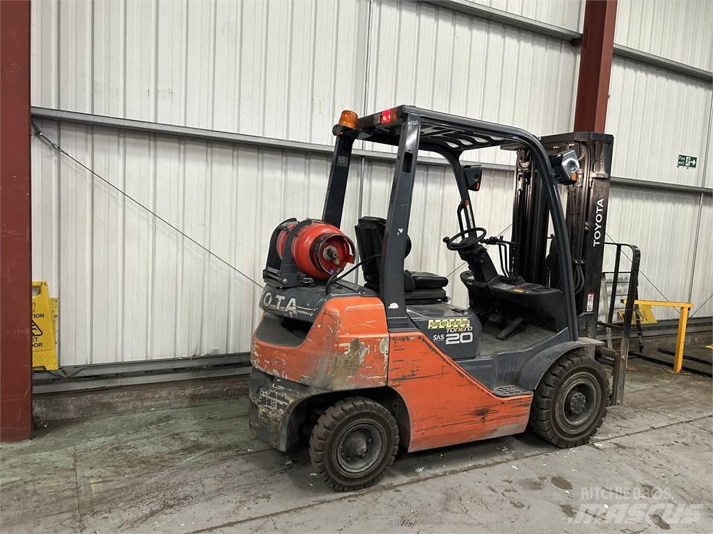 Toyota 02-8FGF20 Propan trucker