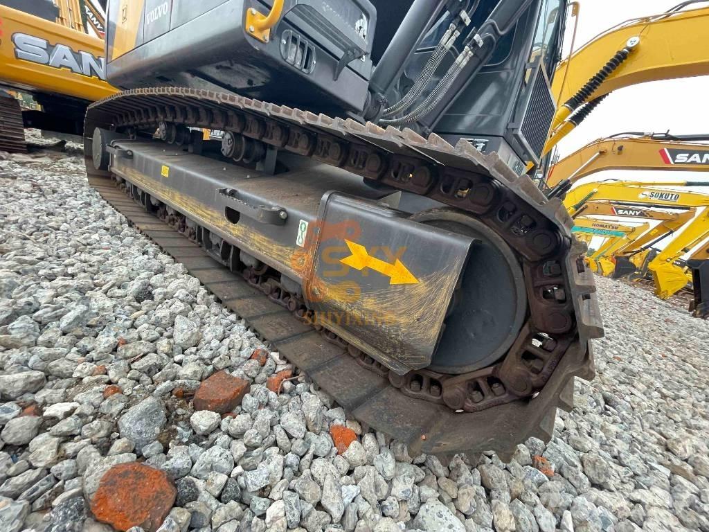 Volvo EC 240 BL Beltegraver