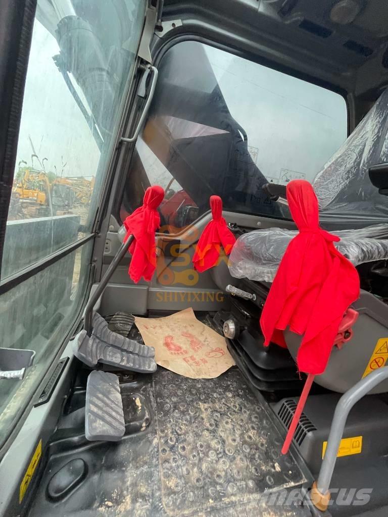 Volvo EC 240 BL Beltegraver