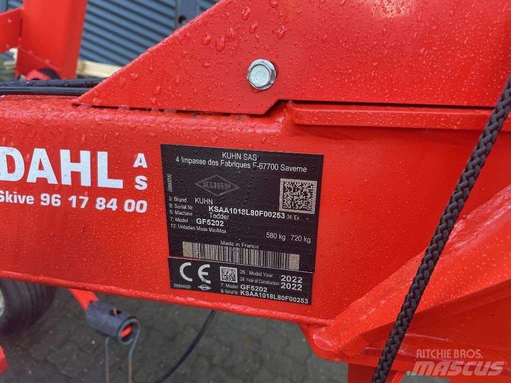 Kuhn GF 5202 Raker og høyvendere