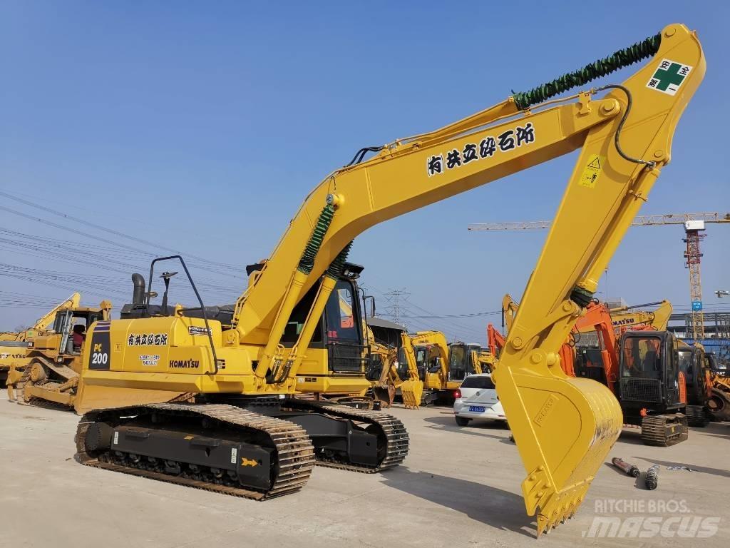 Komatsu PC 200-8N1 Beltegraver
