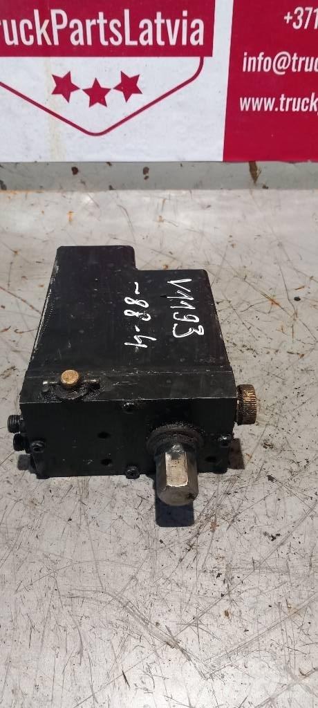 Volvo FH 12.   20917279 Hydraulikk