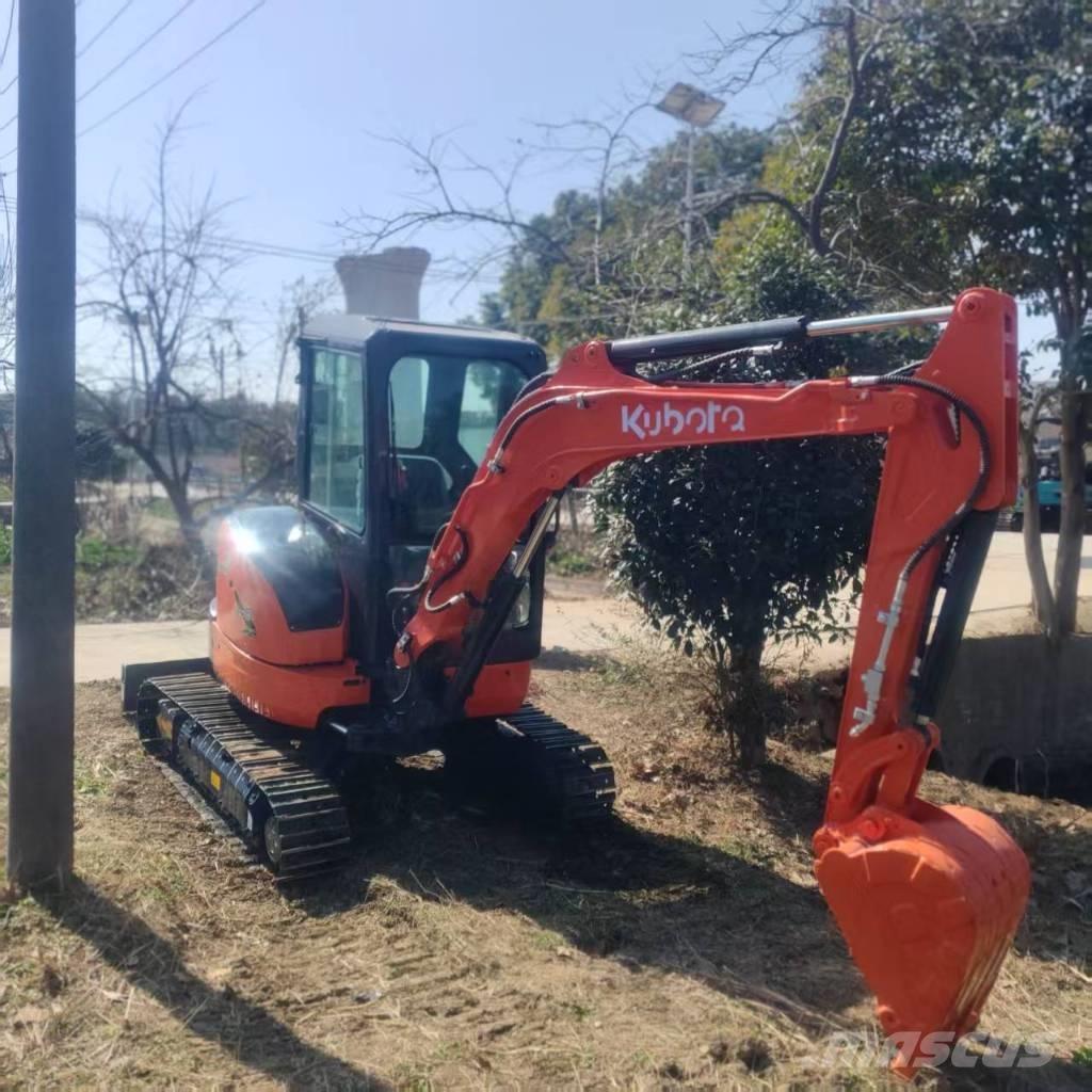 Kubota U 35 Beltegraver