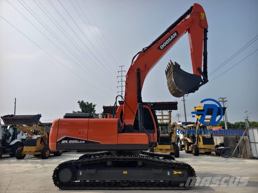 Doosan DX 225 LCA Beltegraver