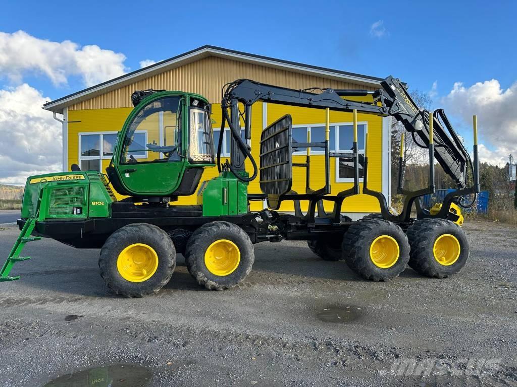 John Deere 810 E Lassbærere