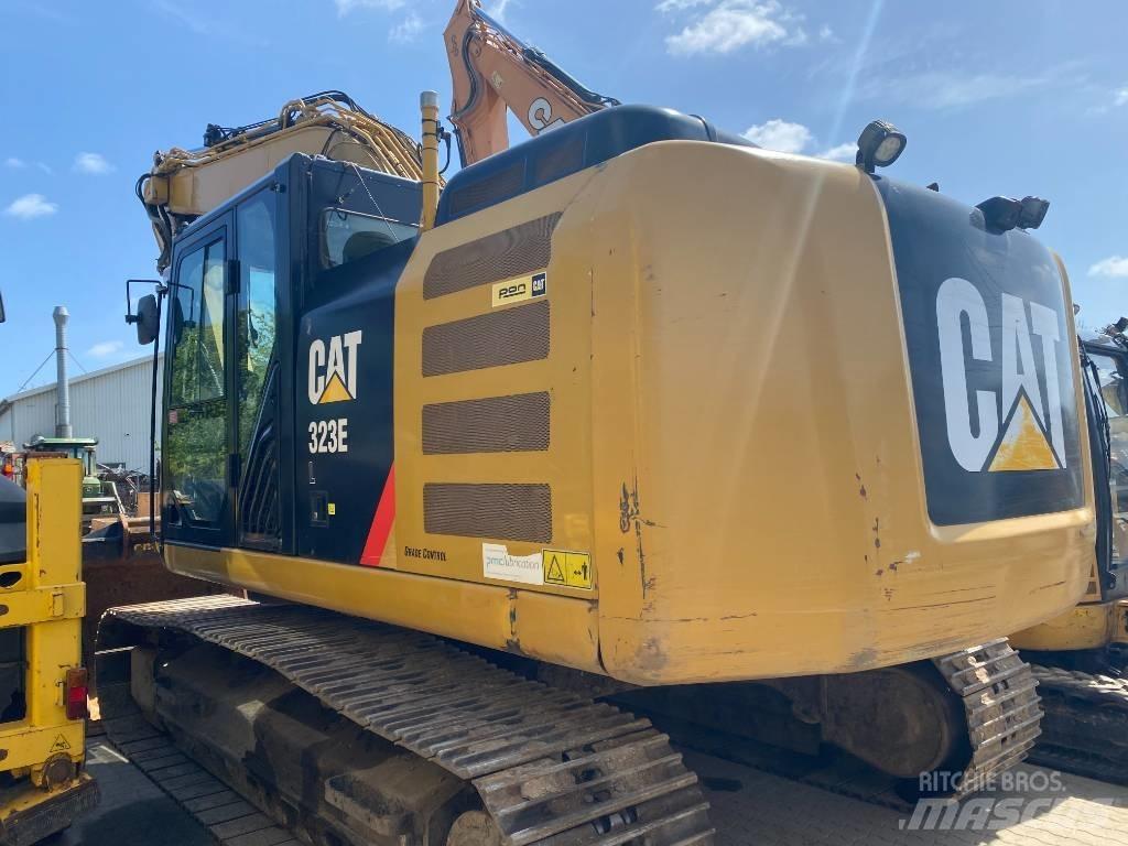 CAT 323 EL Beltegraver