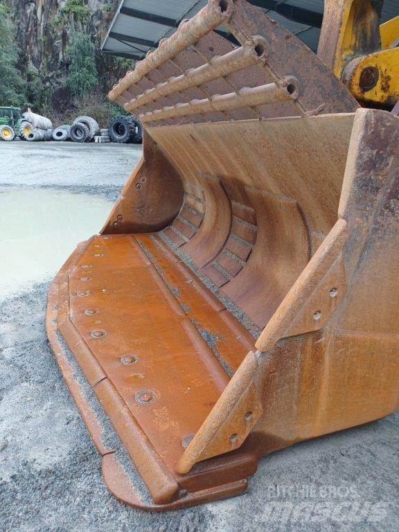 Komatsu WA800-3 Hjullastere