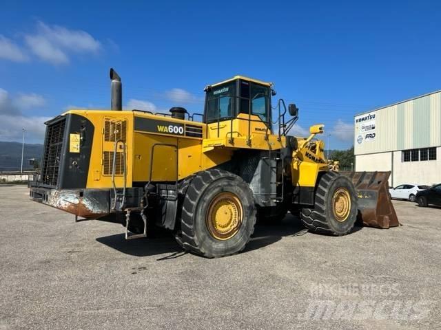 Komatsu WA 600-6 Hjullastere