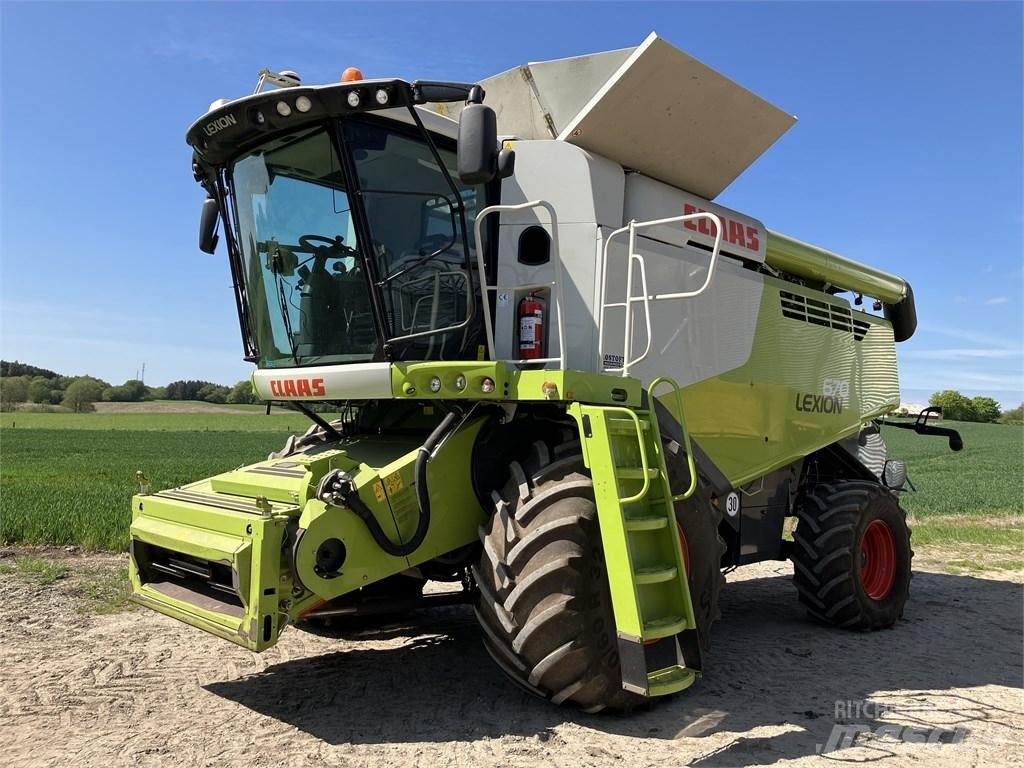 CLAAS Lexion 670 Skurtreskere