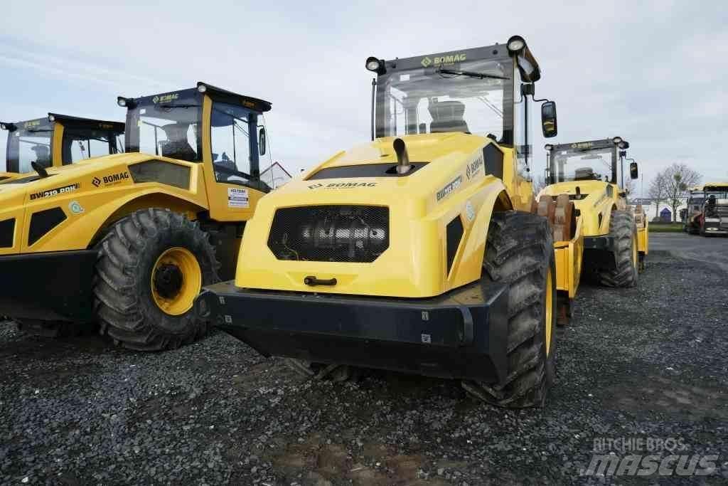 Bomag BW 213 PDH-5 Hjullaster til komprimering