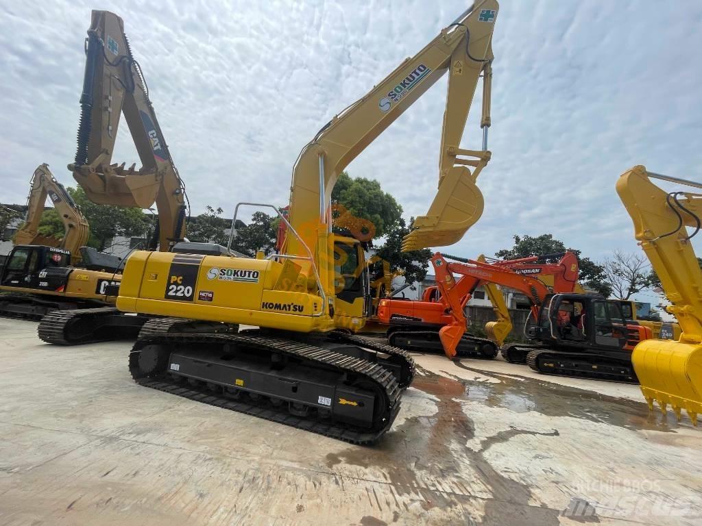 Komatsu PC 220 Beltegraver