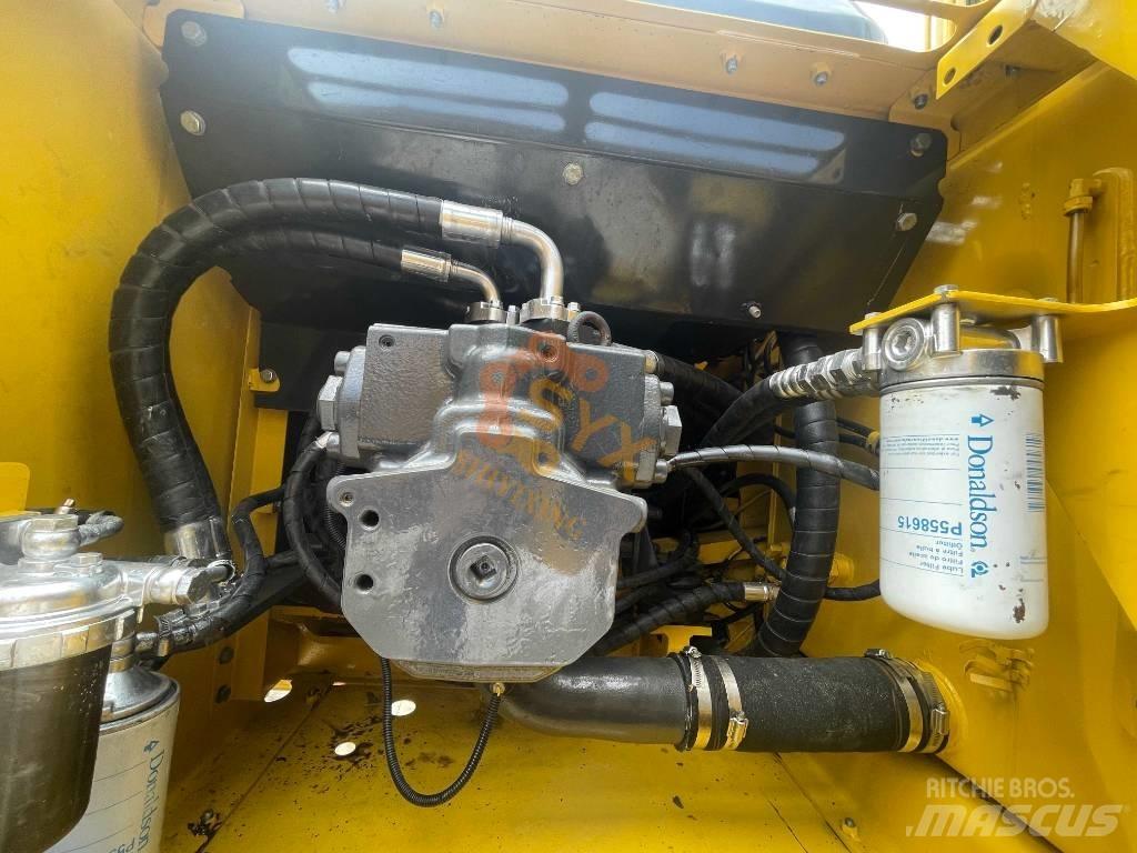 Komatsu PC 220 Beltegraver